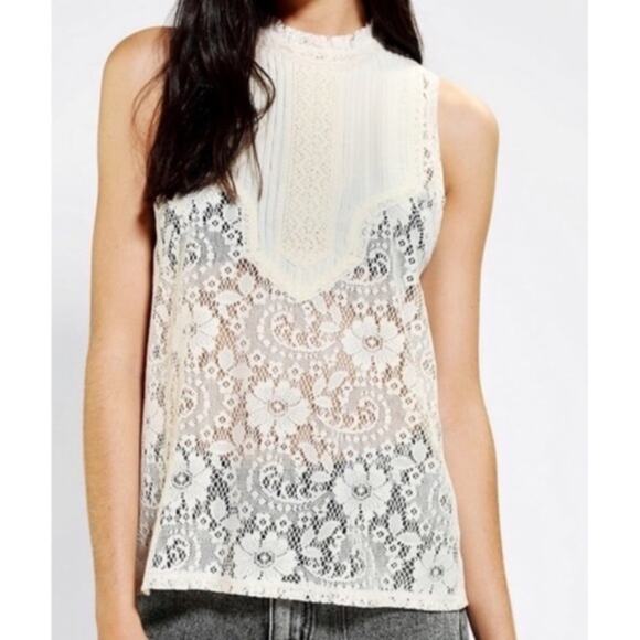 Urban Outfitters Kimchi Blue Victorian Lace Top Cream Womans Size L - Picture 1 of 8